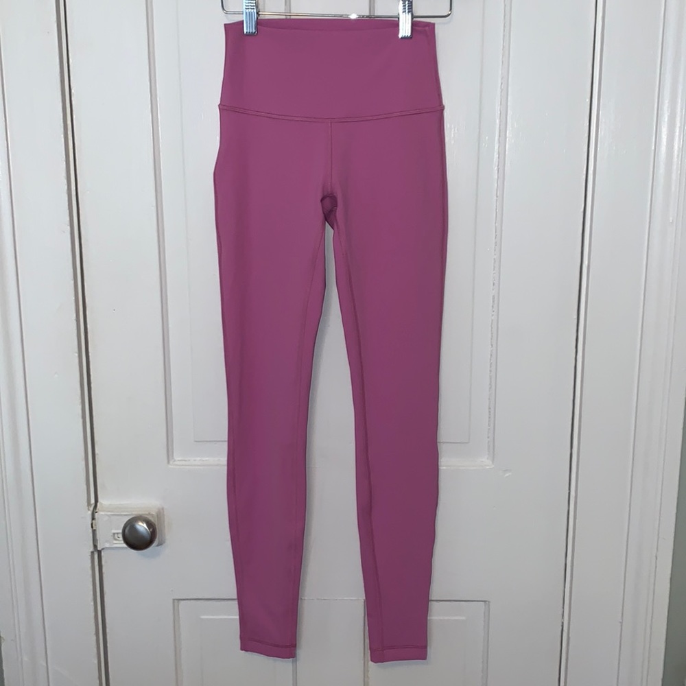 LULULEMON DOUBLE LAYER LAVENDER LEGGINGS